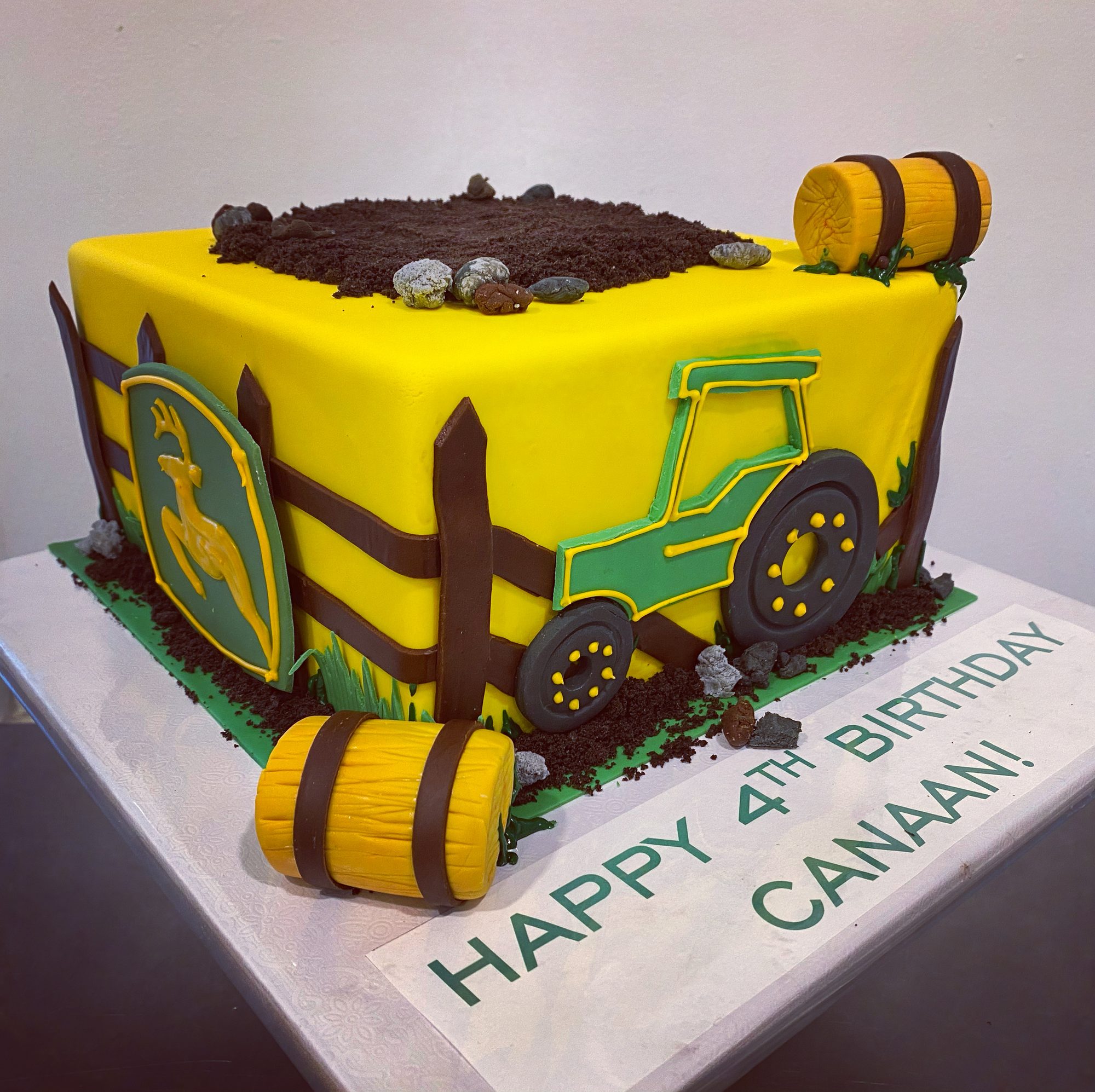 John Deere tractor birthday cake